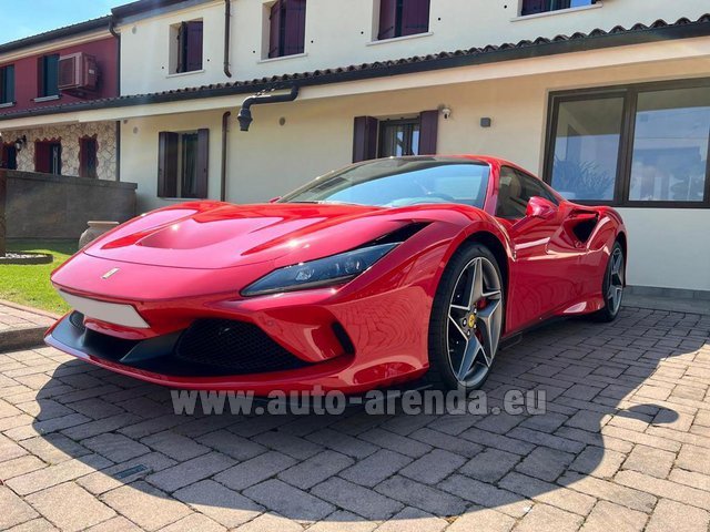 Rental Ferrari F8 Tributo Spider in Albufeira