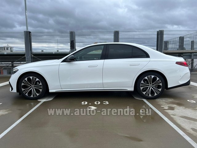 Rental Mercedes-Benz E 220 Diesel saloon (white, AMG Equipment, 2024 Model) in Portugal