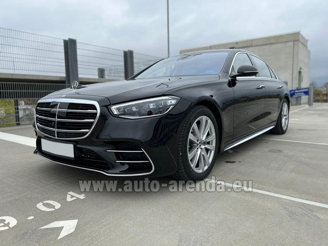 Rental Mercedes-Benz S 450 Long 4Matic AMG equipment in Portugal