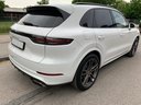 Rent-a-car Porsche Cayenne Turbo V8 550 hp in Portugal, photo 4
