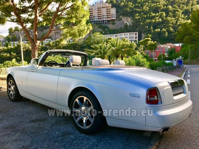 Rental Rolls-Royce Drophead White in Lisbon Portela airport